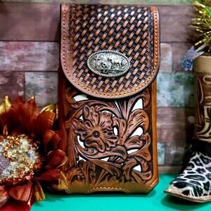 Praying Cowboy Belt Loop Phone Holster Brown Sz LG Genuine Leather Tan Lasercut